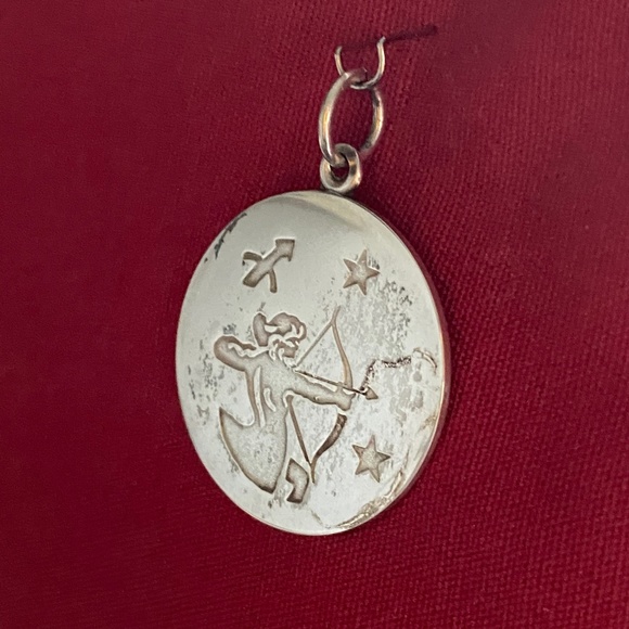 Charles Thomae I STG I Zodiac Medallion I Sagittarius - Picture 11 of 16